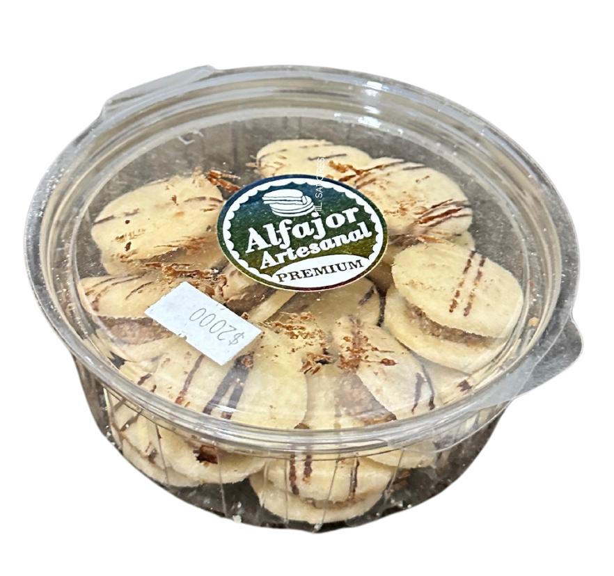 Alfajor artesanal con hilos chocolate

