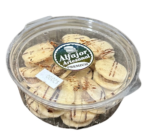 Alfajor artesanal con hilos chocolate
